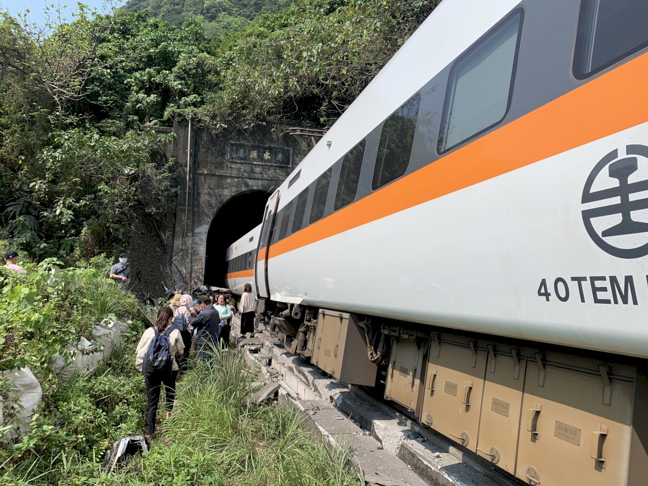 Tai nạn tàu Taroko 408/ Đối chiếu nhầm túi đựng thi thể, số người tử vong sửa lại là 50 người