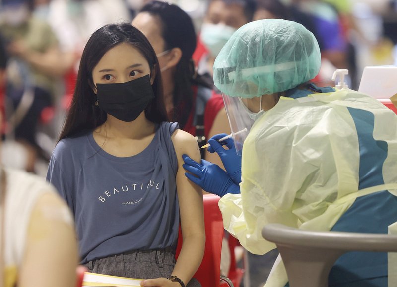 Bộ Y tế Phúc lợi: độ bao phủ vaccine phòng ngừa Covid-19 trên toàn Đài Loan đạt 30%
