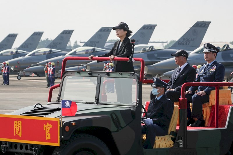 Tổng thống đã phát biểu trong buổi lễ nâng cấp tính năng máy bay F-16V: đây sẽ là trang sử mới của không quân Đài Loan