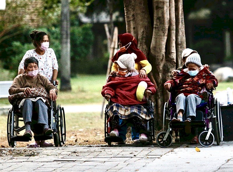 Tái mở cửa tiếp nhận lao động Philippines, Bộ Lao động: sẽ trình lên Trung tâm chỉ đạo sau khi hoàn tất hồ sơ