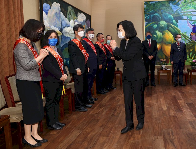 Sắp sửa thành lập Bộ Phát triển Kỹ thuật số. Tổng thống: Tích hợp các nguồn lực, hỗ trợ toàn diện cho quá trình chuyển đổi kỹ thuật số của ngành công nghiệp