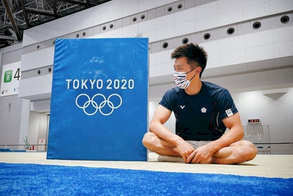Lý Trí Khải đứng số 1 thế giới trong nội dung Ngựa tay quay, hướng tới mục tiêu giành Grand Slam Vàng trong tương lai