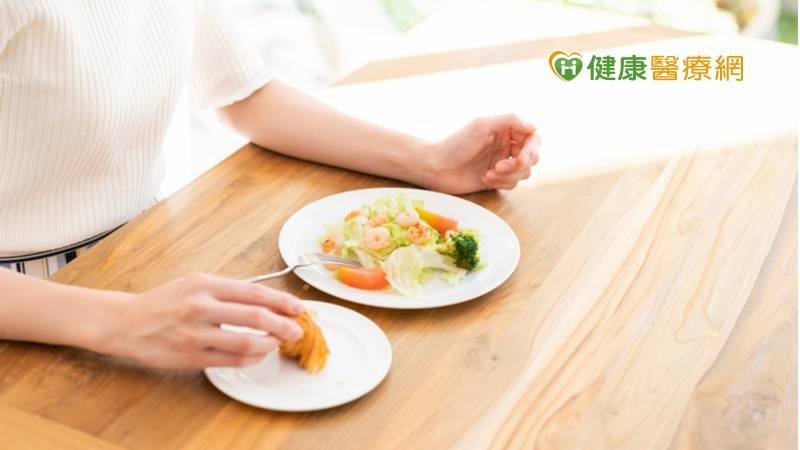 Chuyên gia hướng dẫn cách kiểm soát cân nặng vô cùng dễ dàng không cần kiêng tinh bột