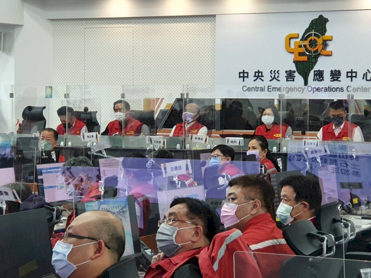Tổng thống Thái Anh Văn yêu cầu các đơn vị toàn lực chấp hành 4 công tác trong cứu hộ thiên tai sau động đất Đài Đông