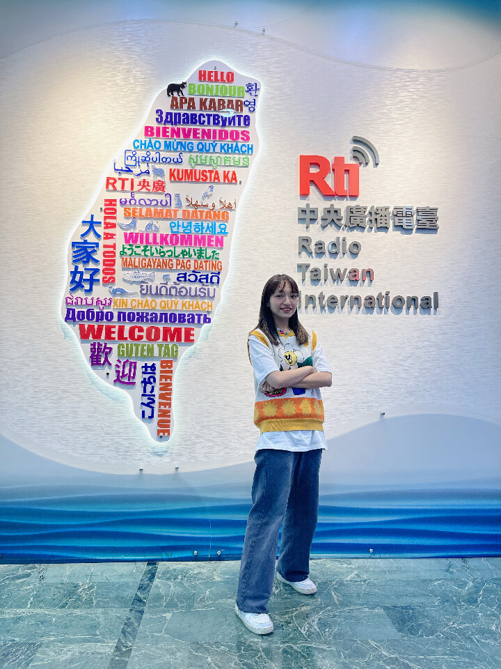 Nữ ca sỹ A1J 桃子 mang tiếng Việt vào nhạc rap Hoa ngữ