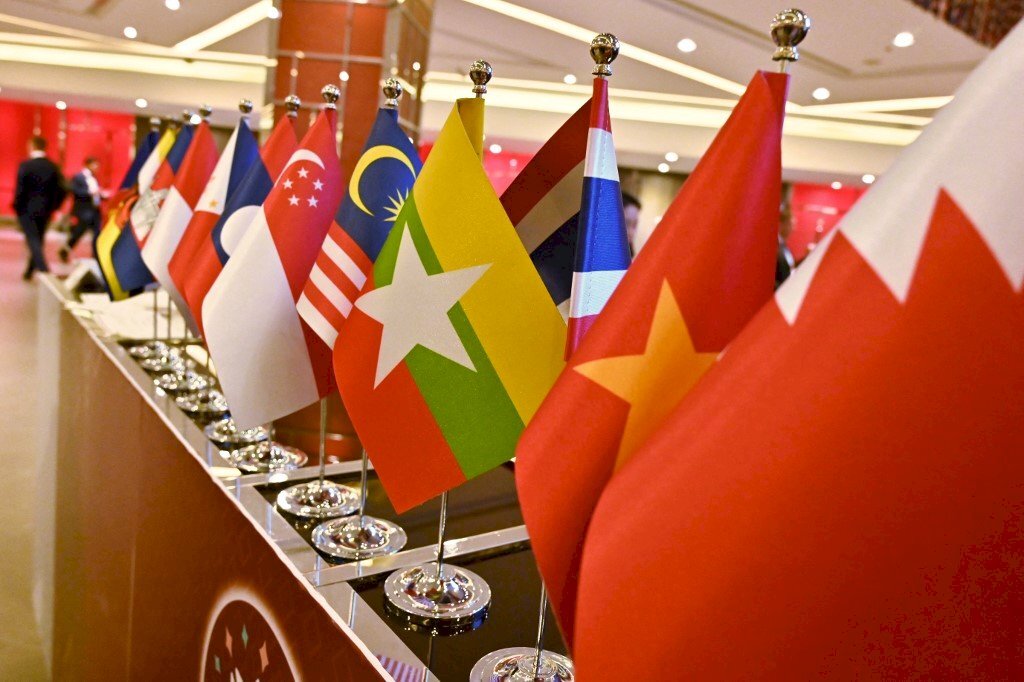 Khai mạc Hội nghị cấp cao ASEAN, tập trung vào khủng hoảng Myanmar và vấn đề Biển Đông