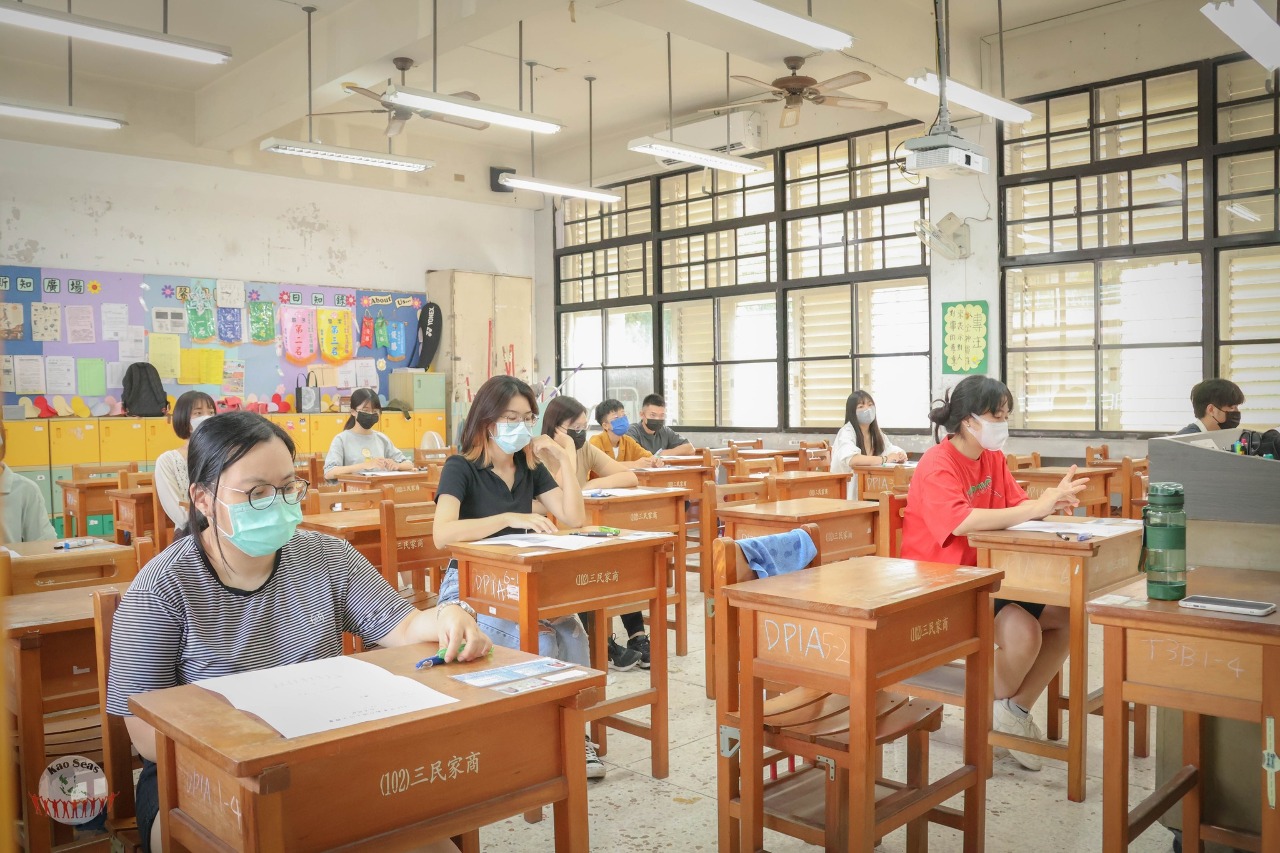 Cuộc thi viết tiểu luận ngôn ngữ Đông Nam Á sửa đổi giới hạn về độ tuổi xuống 15 tuổi