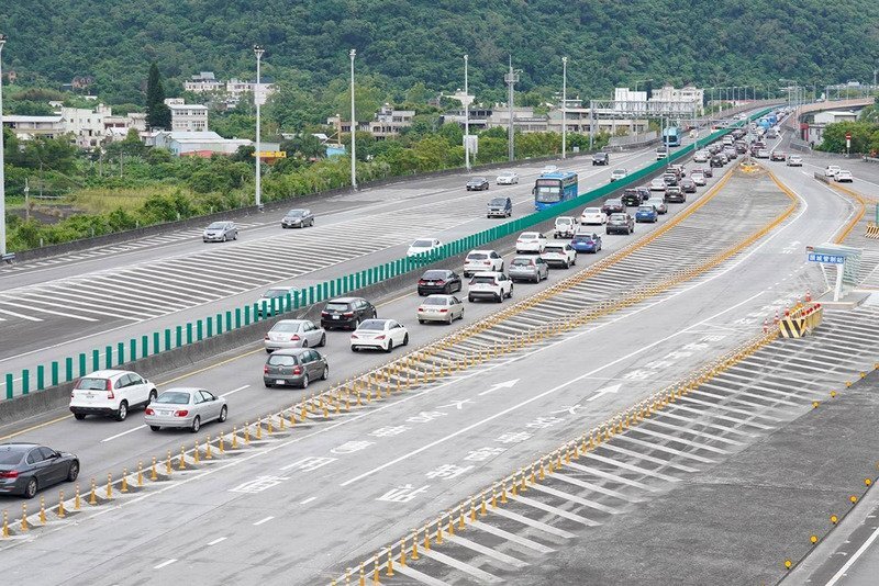 Kết thúc kỳ nghỉ lễ Trung thu, dự kiến Quốc lộ 5 sẽ kẹt xe nghiêm trọng, tốc độ di chuyển chậm hơn 7 lần so với ngày thường