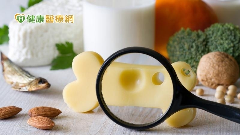 “Tuổi này” là giai đoạn quan trọng để phòng ngừa loãng xương, Sở Y tế Quốc dân đưa ra 4 lời khuyên giúp bảo vệ xương