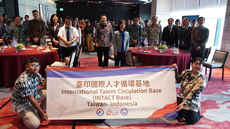 Đài Loan lập 10 cứ điểm tuyển sinh tại nước ngoài, trạm đầu tiên là tại Indonesia