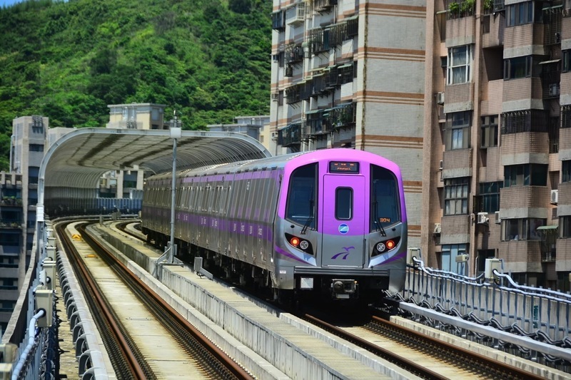 Xuất hiện hành khách thứ 150 triệu đi tàu điện ngầm sân bay, và trúng thưởng một thẻ TPASS trị giá 14.400 Đài tệ