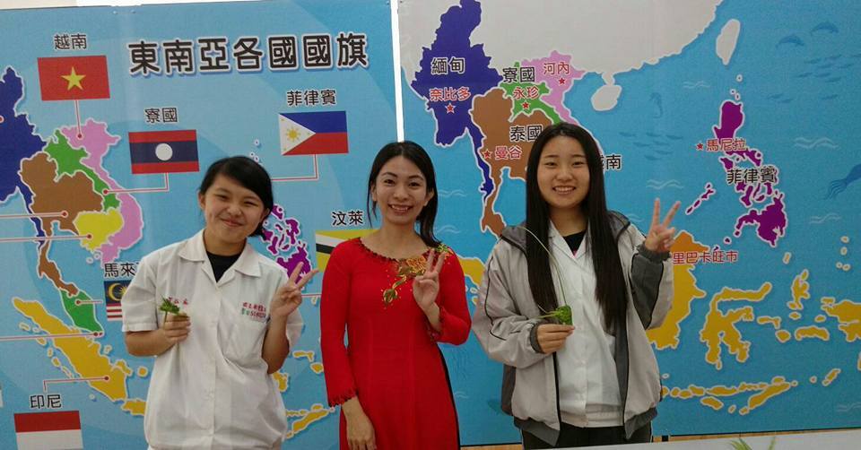 Di dân mới từ cử nhân chuyên ngành hóa học trở thành giảng viên tiếng Việt (Tập 1)