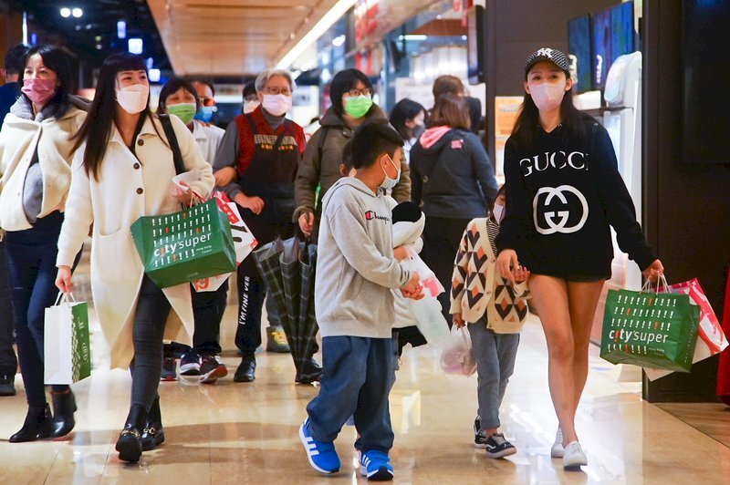 Người dân lạc quan về triển vọng kinh tế trong tương lai, chỉ số khảo sát đạt mức cao mới trong 2 năm qua