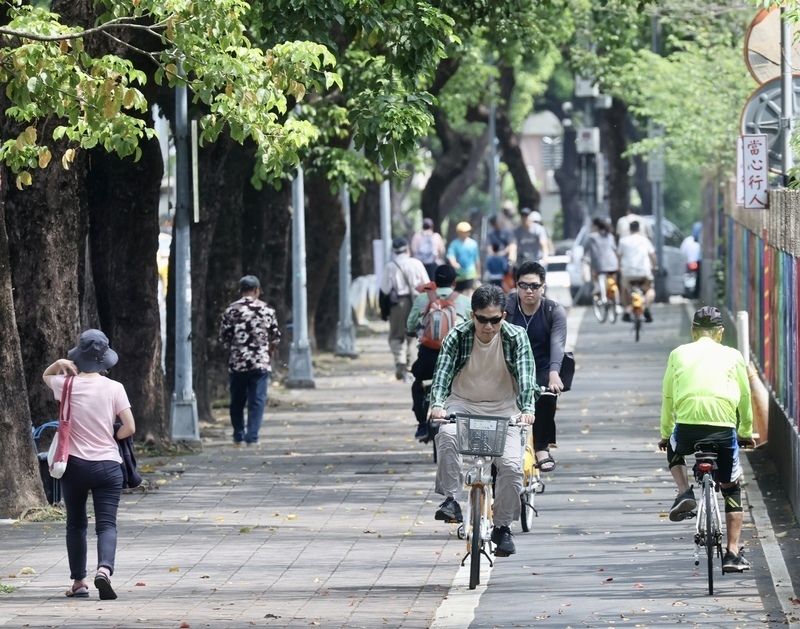 Khu vực Dapu (Gia Nghĩa) có nhiệt độ cao nhất lên đến 39,1 độ C trong ngày 24/3
