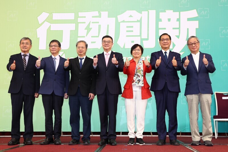 Trác Vinh Thái kỳ vọng nội các mới “có lòng tin, thành khẩn, dụng tâm, cẩn trọng”, tìm ra giải pháp mới cho những vấn đề cũ