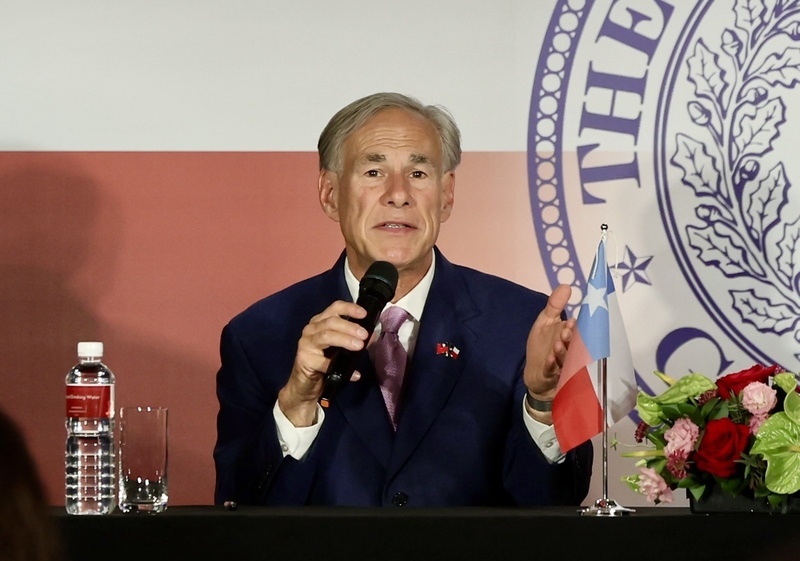 Thành lập Văn phòng tại Đài Loan. Thống đốc bang Texas: Phải để cho thế giới biết rằng Texas và Đài Loan đứng cùng một phía