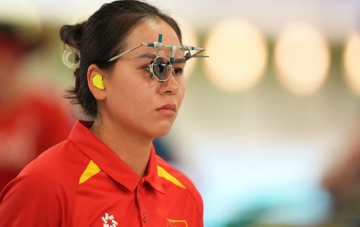 Xạ thủ Việt Nam Trịnh Thu Vinh xuất sắc giành vé vào chung kết 25m súng ngắn thể thao nữ tại Olympic Paris 2024