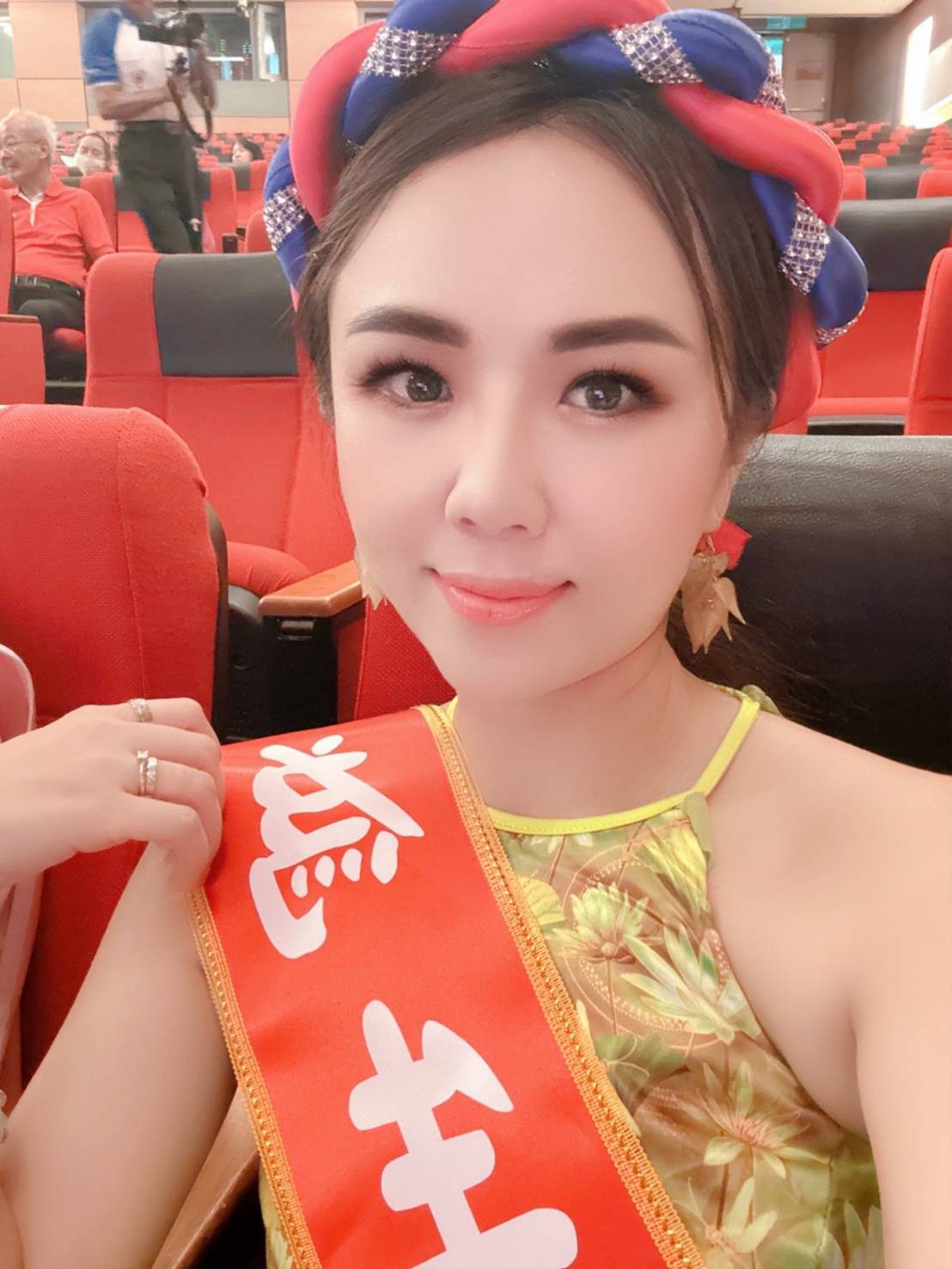Nhóm múa Hello Việt Nam