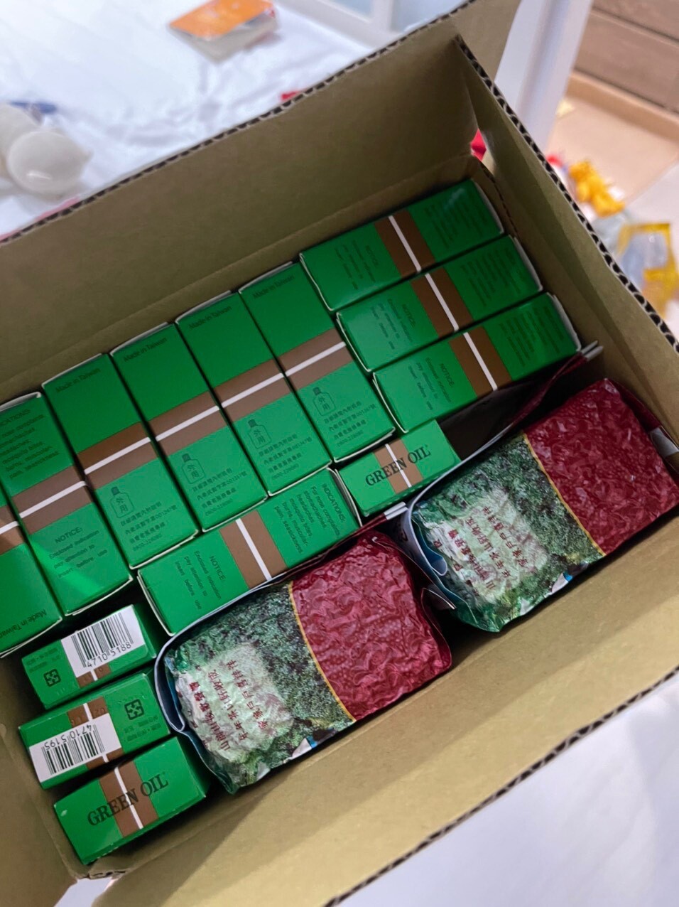 1001 câu chuyện mang quà về nhà
